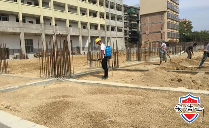 三亚学校机关防治白蚁